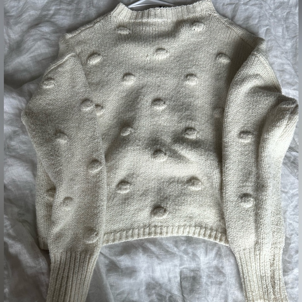 Moon & Madison polka dot sweater